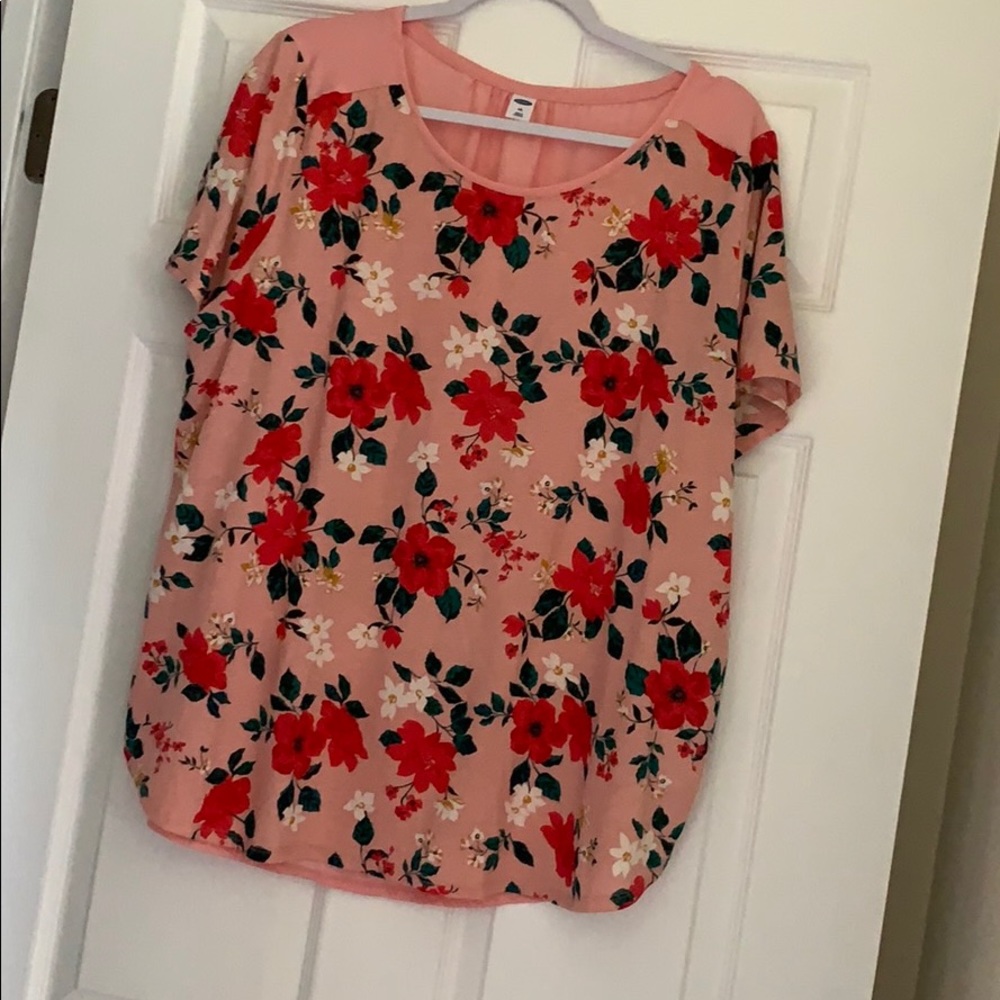 Pink floral short sleeve shirt
